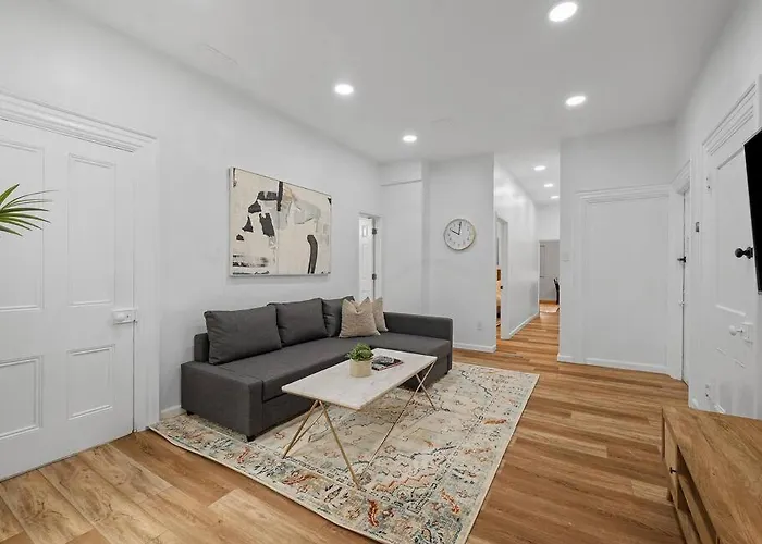 Bloomfield, Shadyside !2 Modern And Spacious Two Bedroom With Free Parking